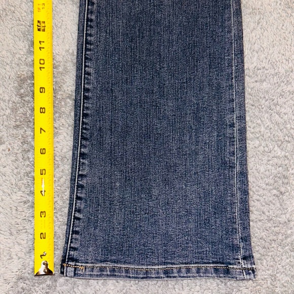 Soho Curvy Bootcut Jeans by NY&Co - Picture 5 of 8